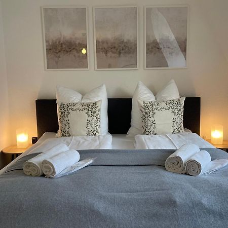 Raha Apartments - Modernes Studio-Apartment - Hbf - Gratis Parkplatz エアフルト エクステリア 写真
