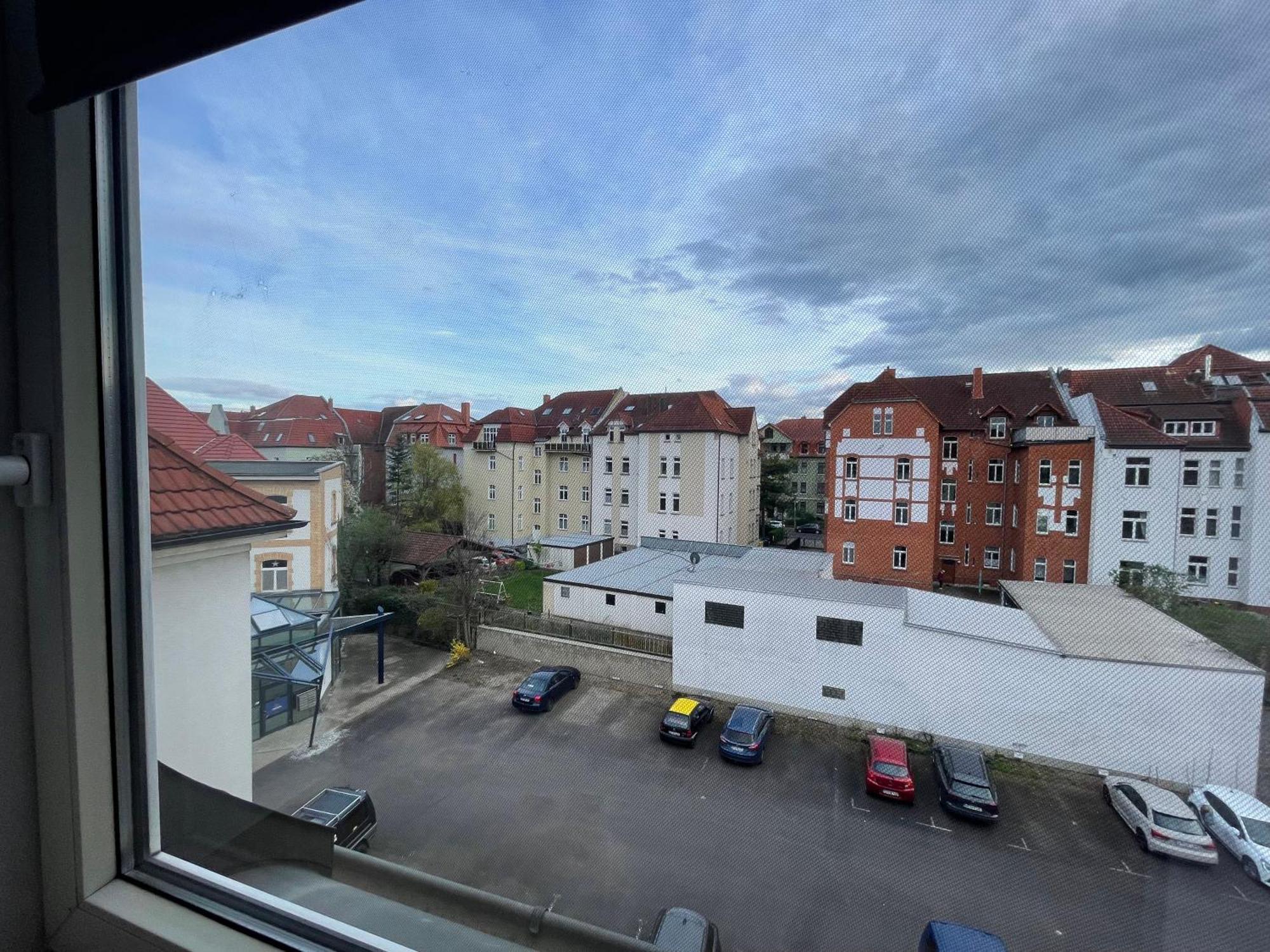 Raha Apartments - Modernes Studio-Apartment - Hbf - Gratis Parkplatz エアフルト エクステリア 写真
