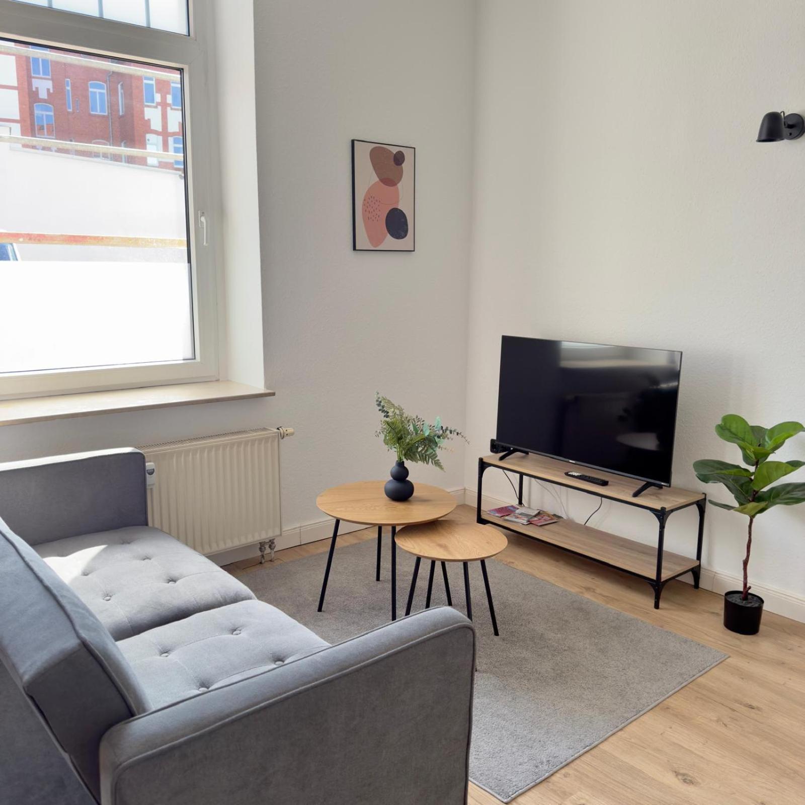 Raha Apartments - Modernes Studio-Apartment - Hbf - Gratis Parkplatz エアフルト エクステリア 写真